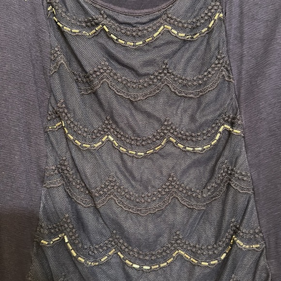 Slit back top - Picture 3 of 4